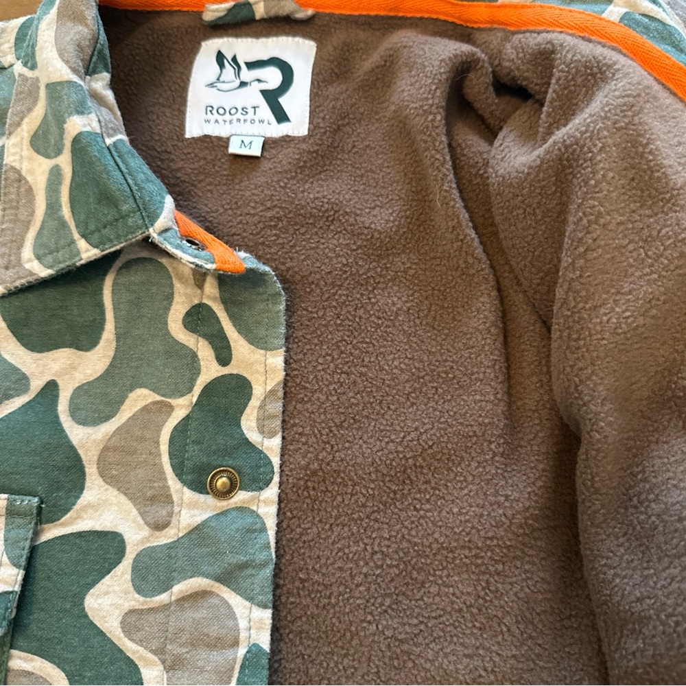 Roost Waterfowl Men’s Size Medium Fleeced Shacket Jacket Button Up Camo Outdoor - Picture 10 of 10